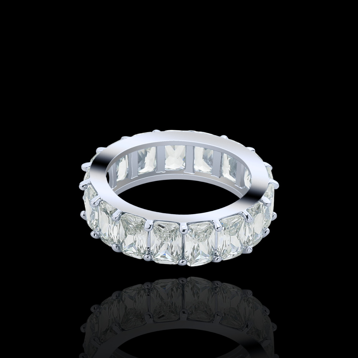 BAGUETTE DIAMOND RING
